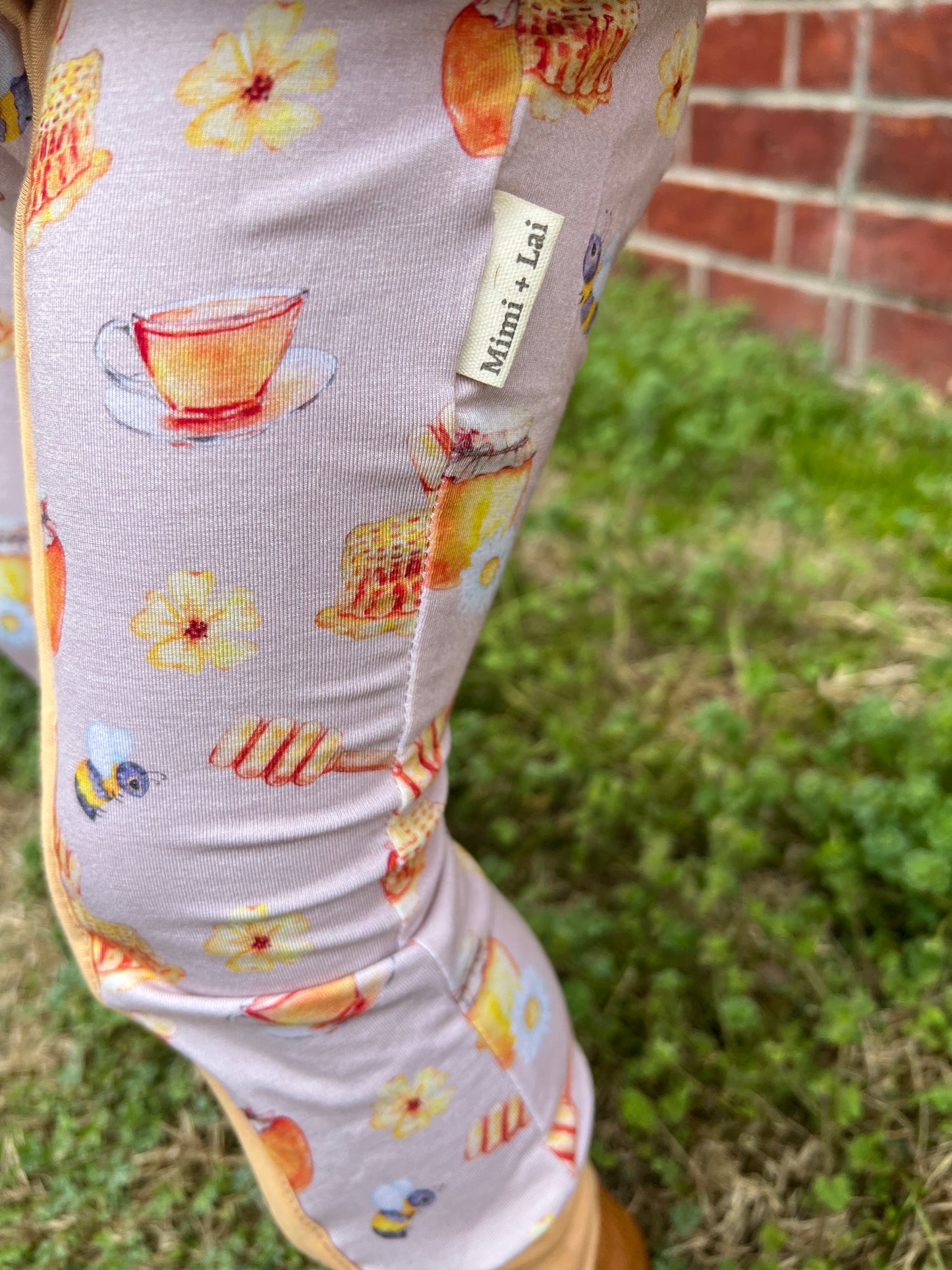 Oh, Honey Buns! 🐝🍯🌼